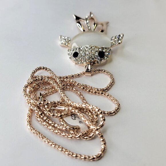 Fish Pendant Necklace - Picture 4 of 12